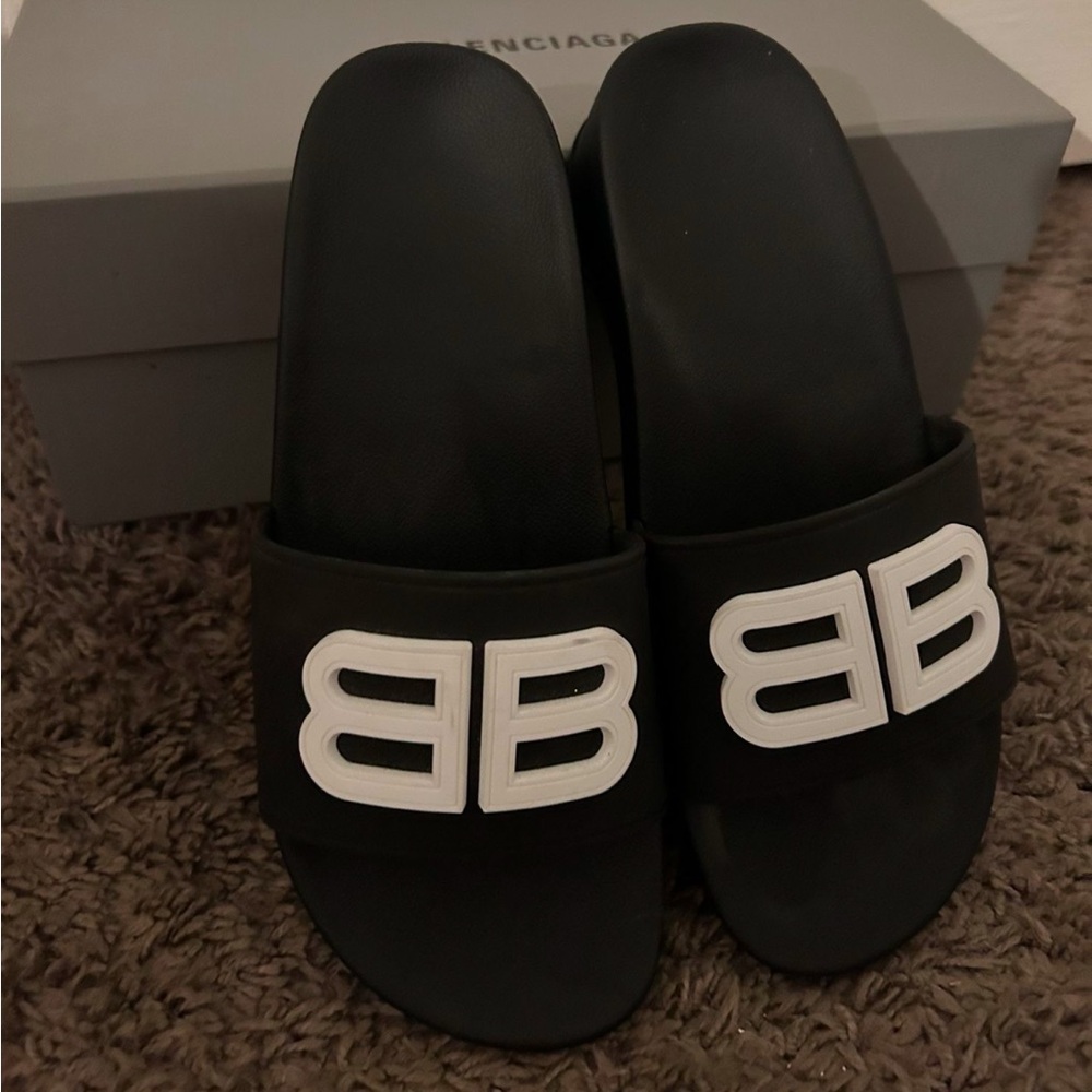 Balenciage slides